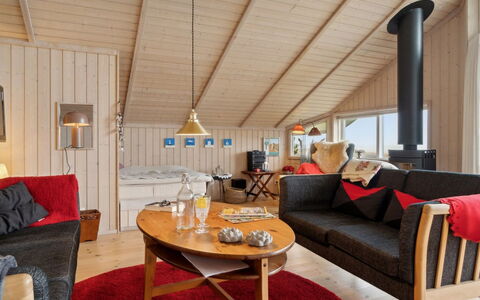 Hane - 150M from the Sea: Die Architektur, Dach, Zuhause, Verbundwerkstoff, Daylighting, Abstellgleis, Auffahrt