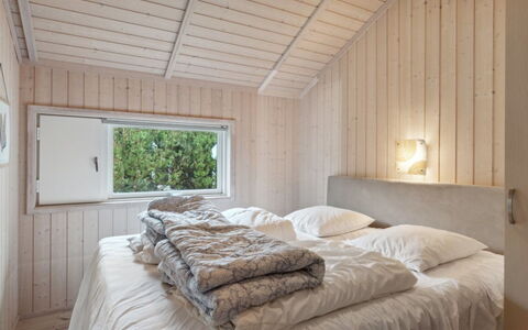 Hane - 150M from the Sea: Die Architektur, Dach, Zuhause, Verbundwerkstoff, Daylighting, Abstellgleis, Auffahrt