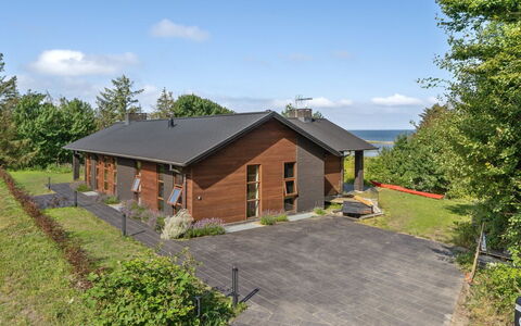 Andri - 600M to the Fjord: Holz, Dach, Die Architektur, Zuhause, Haus, Hütte, Abstellgleis, Hartholz, Steigung, Estate
