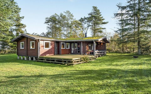Artur - 1.5Km from the Sea: Blau, Strauch, Hütte, Ground, Garten, Estate, Schatten, Landscaping, Bauernhaus, Eco Hotel