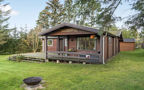 Artur - 1.5Km from the Sea: Blau, Strauch, Hütte, Ground, Garten, Estate, Schatten, Landscaping, Bauernhaus, Eco Hotel