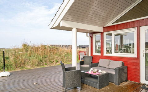 Iacobus - 400M from the Sea: Haus, Zuhause, Wohngebiet, Dach, Hütte, Grundstueck, Estate, Garten, Garten, Abstellgleis