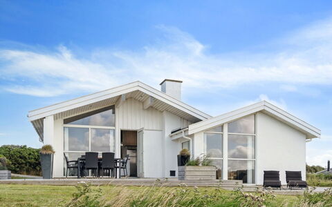 Ohto - 281M from the Sea
