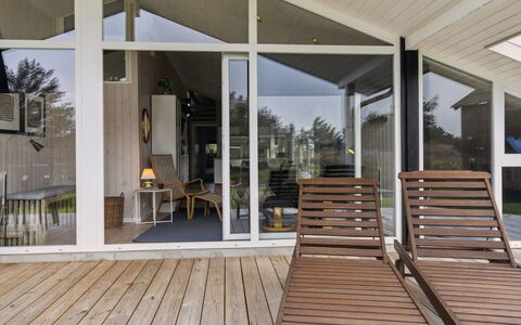 Herbiorn - 403M from the Sea: Flooring, Wand, Fussboden, Interior Design, Holz, Decke, Holzboden, Beleuchtung, Möbel, Laminatboden