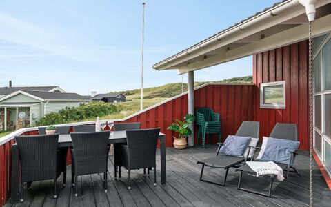 Lien - 160M from the Sea: Pflanzengemeinschaft, Sonnenlicht, Krautige Pflanze, Garten, Plantage, Landwirtschaft, Bauernhof