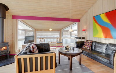 Hava - 450M from the Sea