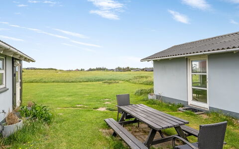 Stavros - 410M from the Sea: Gras, Wiese, Grundstueck, Hütte, Ländliches Gebiet, Wiese, Gartenbauten, Garten, Schuppen