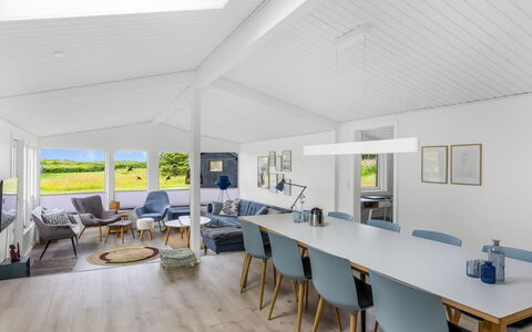 Albert - 340M from the Sea: Interior Design, Decke, Zuhause, Flooring, Fussboden, Wohnzimmer, Schatten, Küche & Esszimmer Tisch, Stuhl