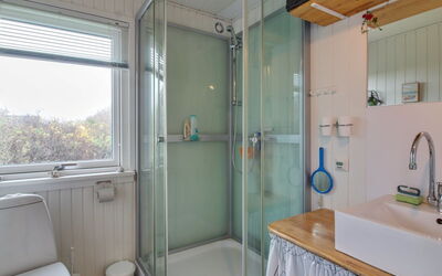 Edvin - 400M from the Sea