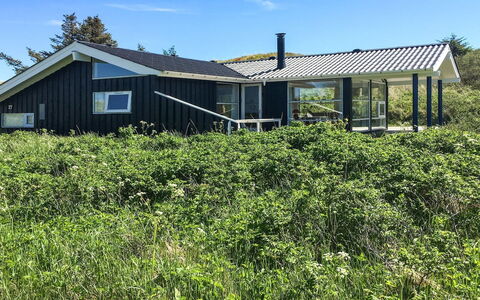 Wilma - 400M from the Sea: Holz, Dach, Die Architektur, Zuhause, Haus, Hütte, Abstellgleis, Hartholz, Steigung, Estate