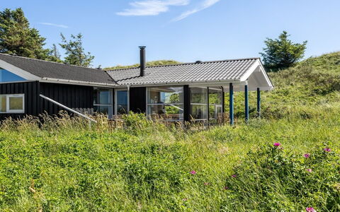 Wilma - 400M from the Sea: Hütte, Grundstueck, Blockhaus, Ufer, Reservoir, Schuppen, Gartenbauten, Klang, Wald
