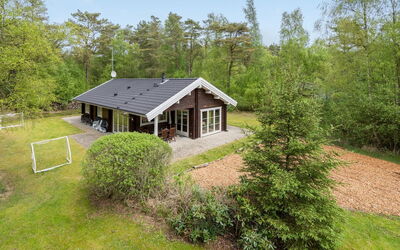 Rosamunde - 1.3Km from the Sea