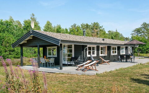 Wimar - 200M from the Sea: Holz, Zuhause, Veranda, Deck, Hartholz, Dach, Holzbeize, Holzboden, Eco Hotel