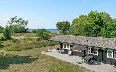 Wimar - 200M from the Sea