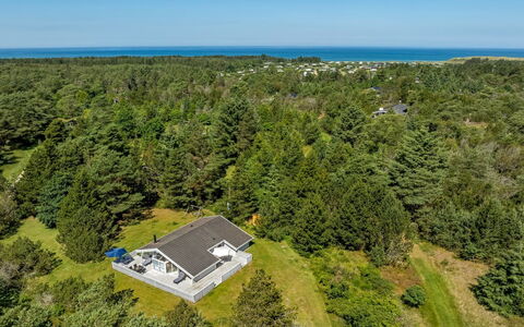 Imka - 900M from the Sea: Holz, Dach, Die Architektur, Zuhause, Haus, Hütte, Abstellgleis, Hartholz, Steigung, Estate