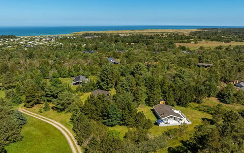 Imka - 900M from the Sea: Holz, Dach, Die Architektur, Zuhause, Haus, Hütte, Abstellgleis, Hartholz, Steigung, Estate