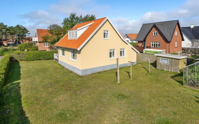 Aagot - 850M from the Sea