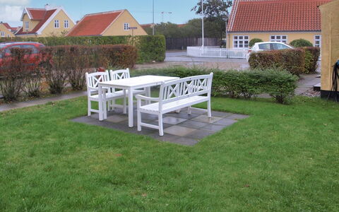 Faustine - 500M from the Sea: Möbel, Gartenmöbel, Garten, Tisch Im Freien, Außenbank, Stuhl, Schatten, Rasen, Landscaping, Garten