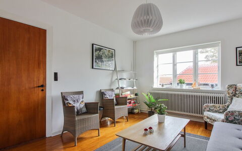 Borka - 150M from the Sea: Möbel, Interior Design, Flooring, Fussboden, Couch, Wand, Holz, Decke, Wohnzimmer, Holzboden