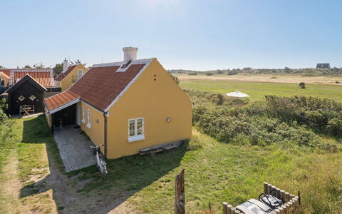 Jantje - 500M from the Sea: Gras, Haus, Hütte, Dach, Zuhause, Ländliches Gebiet, Grundstueck, Einfach, Bauernhaus, Dorf
