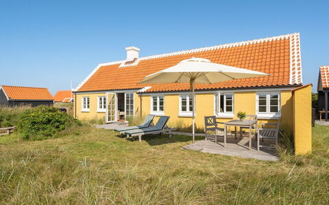 Jantje - 500M from the Sea: Hütte, Dach, Zuhause, Grundstueck, Estate, Bauernhaus, Villa, Eco Hotel