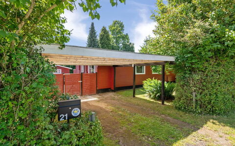Hege - 450M from the Sea: Wohngebiet, Dach, Vorort, Auffahrt, Estate, Kamin