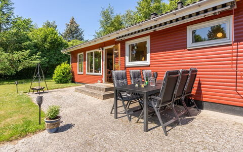 Hege - 450M from the Sea: Wohngebiet, Dach, Vorort, Auffahrt, Estate, Kamin