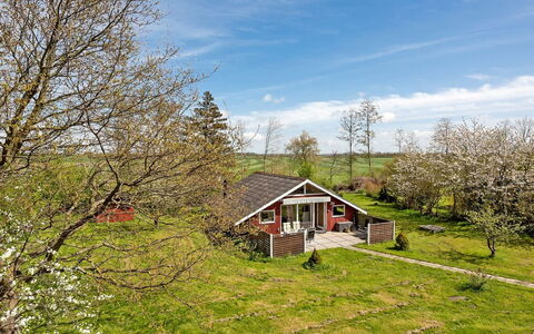 Henna - 550M to the Fjord: Dach, Haus, Grundstueck, Zuhause, Hütte, Estate, Gartenbauten, Schatten, Blockhaus, Landscaping