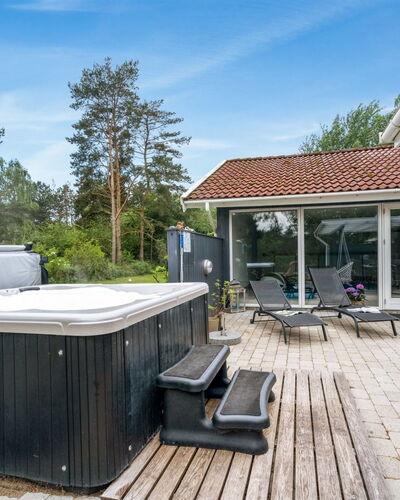Sverker - 300M from the Sea