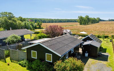 Ainikki - 200M from the Sea
