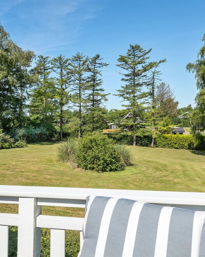 Lillan - 250M from the Sea