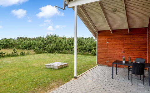 Clement - 500M to the Fjord: Hütte, Zuhause, Haus, Dach, Veranda, Estate, Abstellgleis, Gartenbauten, Bauernhaus, Garten