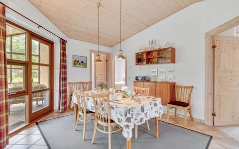 Rika - 525M to the Fjord: Dach, Haus, Zuhause, Hütte, Abstellgleis, Estate, Auffahrt, Gartenbauten, Garten, Schuppen