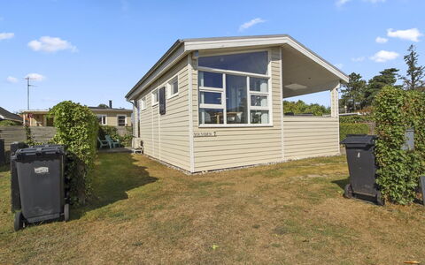 Emmik - 150M from the Sea: Zuhause, Hütte, Veranda, Abstellgleis, Bauernhaus, Outdoor Struktur