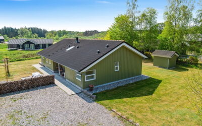 Henninge - 300M from the Sea