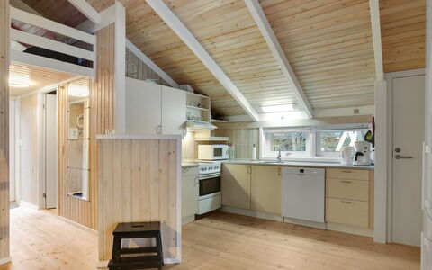 Arwed - from the Sea: Holz, Decke, Interior Design, Flooring, Fussboden, Küche, Zimmer, Möbel, Zuhause, Countertop