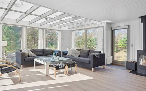 Tarja - 150M from the Sea: Interior Design, Möbel, Flooring, Holz, Fussboden, Decke, Holzboden, Couch, Wohnzimmer, Zuhause