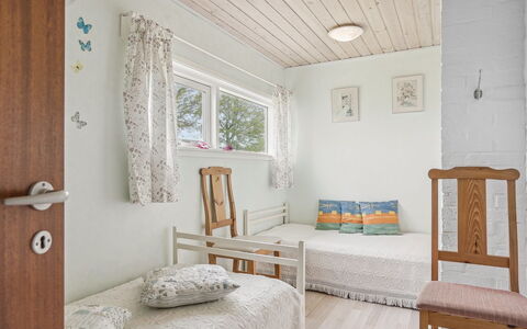 Rayla - 150M from the Sea: Möbel, Interior Design, Wand, Schlafzimmer, Flooring, Bett, Fussboden, Holz, Decke, Zimmer
