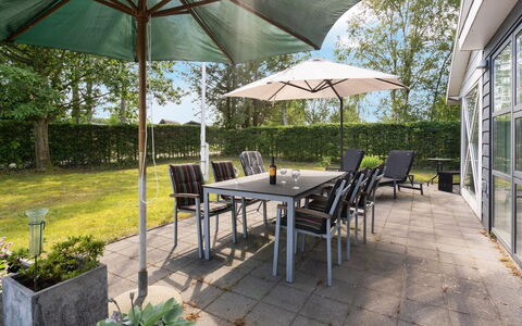 Guthrik - 900M from the Sea: Möbel, Stuhl, Gartenmöbel, Tabelle, Küche & Esszimmer Tisch, Tisch Im Freien, Schatten, Garten, Terrasse, Kaffetisch