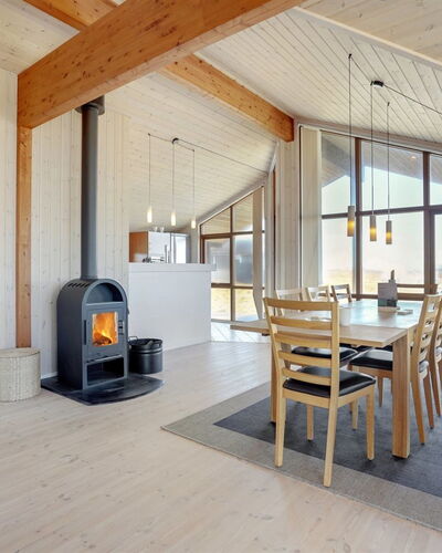 Tjarko - 100M from the Sea