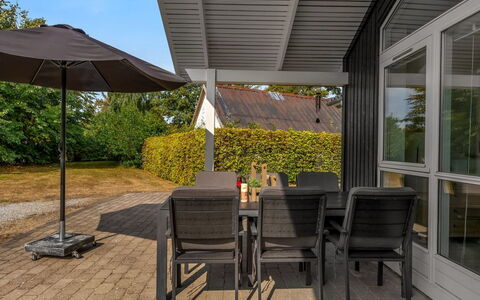Skammel - 900M from the Sea: Möbel, Gartenmöbel, Stuhl, Tabelle, Veranda, Küche & Esszimmer Tisch, Tisch Im Freien, Schatten, Terrasse, Deck