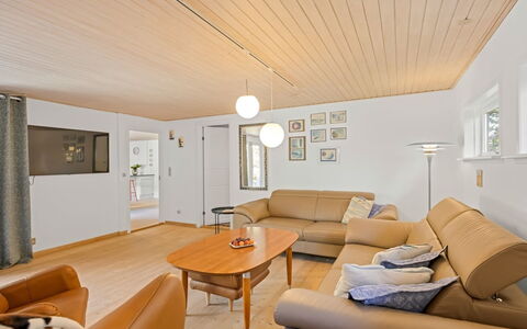 Gorm - 300M from the Sea: Interior Design, Flooring, Möbel, Holz, Fussboden, Decke, Couch, Holzboden, Light Fixture, Wohnzimmer
