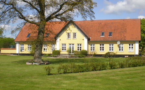 Thia - 4Km to the Fjord