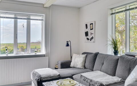 Nevis - 1.5Km from the Sea: Möbel, Interior Design, Stuhl, Flooring, Tabelle, Resort, Fussboden, Decke, Zimmer, Eco Hotel