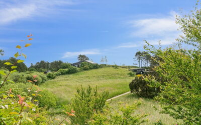 Arntraud - 250M from the Sea