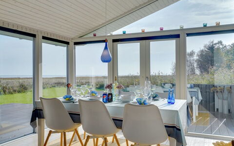 Gisa - from the Sea: Dach, Haus, Grundstueck, Zuhause, Hütte, Estate, Gartenbauten, Schatten, Blockhaus, Landscaping