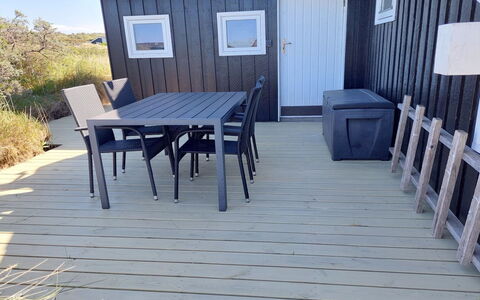 Sixten - 450M from the Sea: Flooring, Wand, Fussboden, Interior Design, Holz, Decke, Holzboden, Beleuchtung, Möbel, Laminatboden