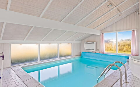 Otta - 779M from the Sea: Decke, Interior Design, Flooring, Fussboden, Schwimmbad, Resort, Hotel, Design, Eco Hotel, Dachboden