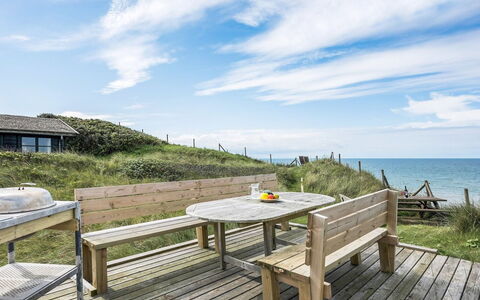 Grazian - 50M from the Sea: Holz, Meer, Planke, Veranda, Ozean, Küste, Deck, Gartenmöbel, Hartholz, Promenade