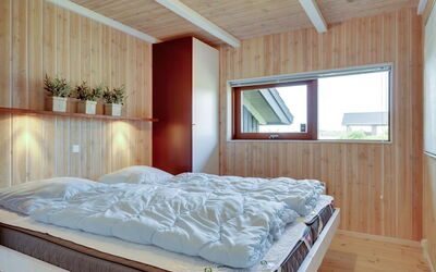 Gretha - 1.0Km from the Sea
